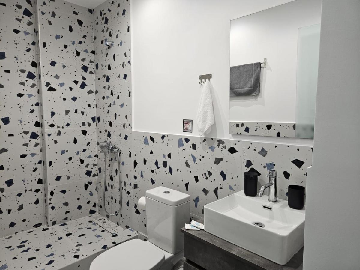 Nikis 20 Suites Ateny Zewnętrze zdjęcie