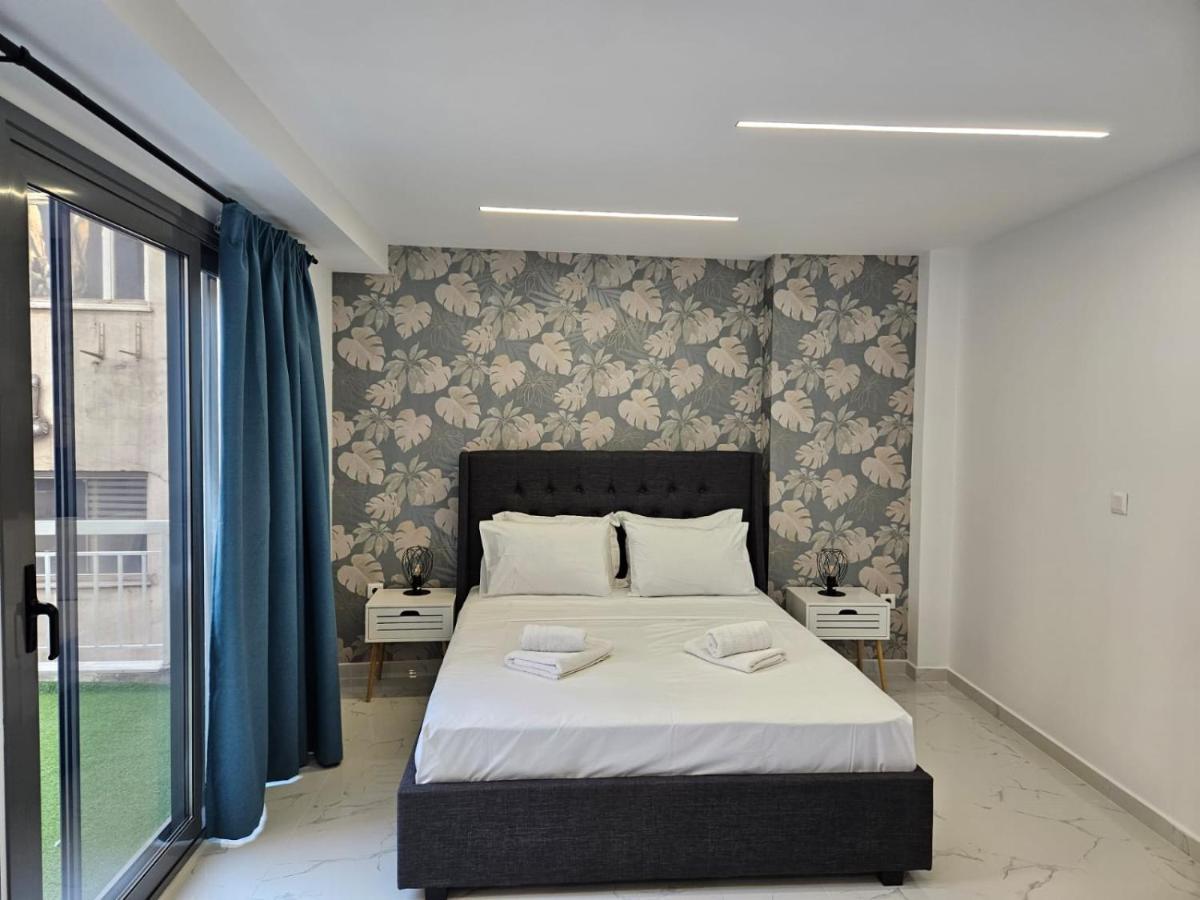 Nikis 20 Suites Ateny Zewnętrze zdjęcie